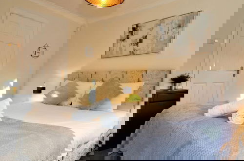 Photo 1 - Shield House - Govan