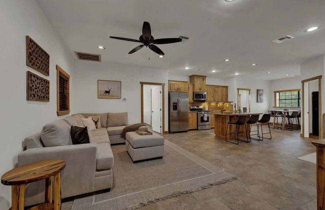 Oakridge Ranch: Pool + Hot-tub, Pickleball Court, Whiskey & Wine Room - Foto 20