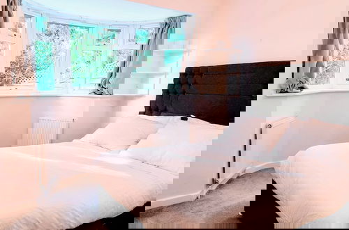 Photo 3 - Camberley - 1-bed Annex - Sleeps 2 - Garden