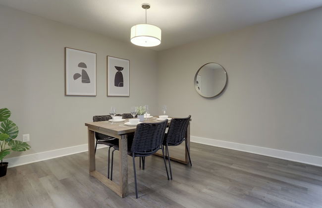 Walkable DC View Apartments - Foto 24