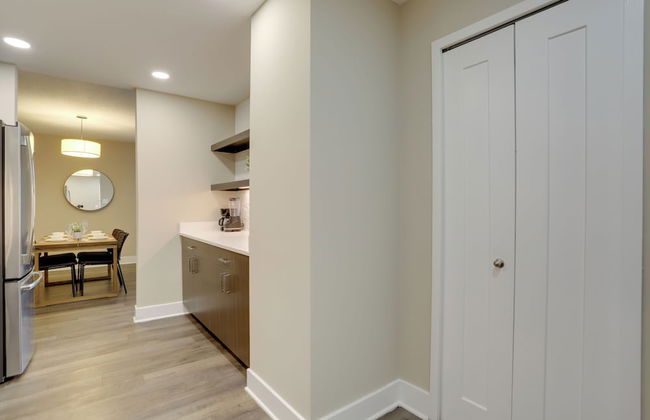 Walkable DC View Apartments - Foto 36