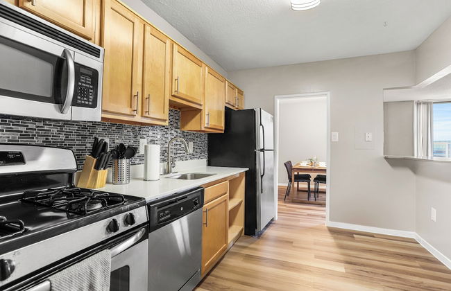 Walkable DC View Apartments - Foto 53