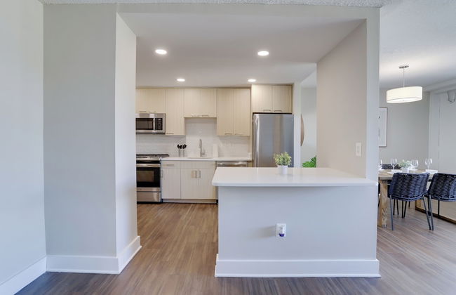 Walkable DC View Apartments - Foto 41