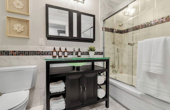 Bellevue Work & Relax Near Downtown - Photo 11