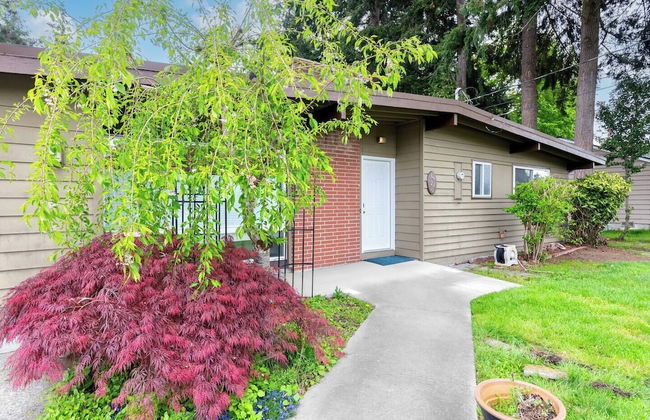Bellevue Work & Relax Near Downtown - Photo 27