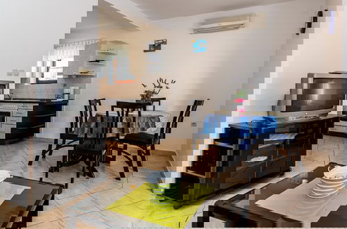 Foto 9 - Comfortable and Sunny Krk Apartment
