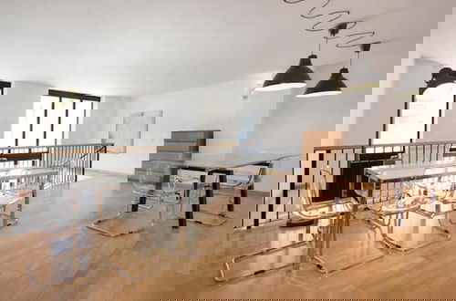 Foto 19 - Spacious Apartment for Families Near Park Guell