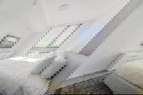 Foto 5 - Breathtaking Downtown Miami Apt