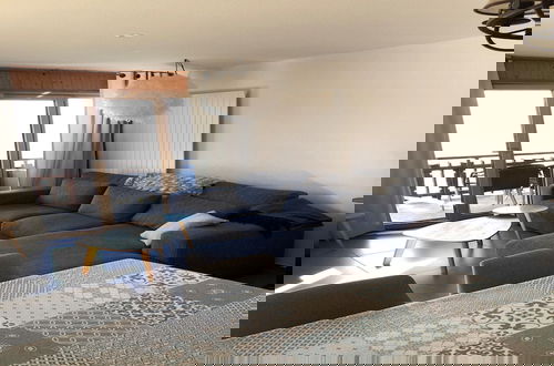 Foto 9 - Apartment With Free Shuttle