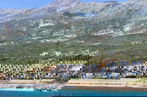 Photo 45 - Olea Residence, Luxury sea View Apartment With Private Beach