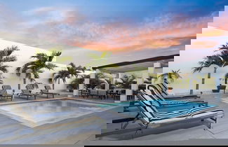 Foto 1 - Tides Villa 4BR Private Pool Walk to the Beach