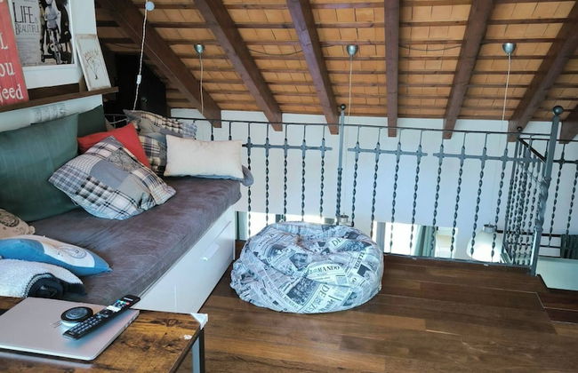 Charming Rustic Duplex Penthouse - Foto 15