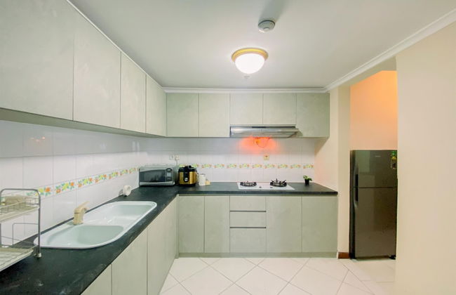 Best Place And Spacious 3Br At Sudirman Tower Condominium Apartment - Photo 18