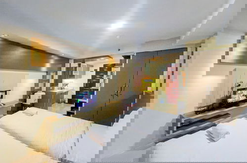 Foto 1 - Good Deal And Homey Studio Apartment At Mansyur Residence