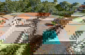 Foto 1 - Luxury Villa With View