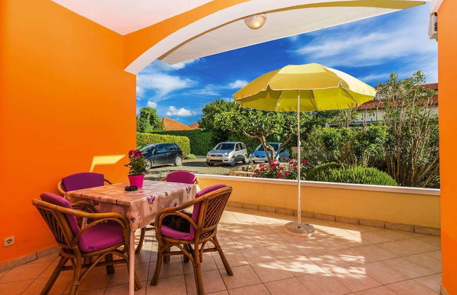 Apartment in Nin Near Beach & Pool - Foto 1