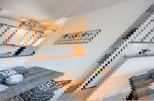 Foto 14 - Apartment With Mountain Views