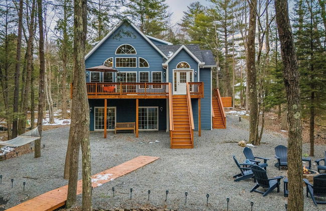 Lakeview Sunset Heaven Waterfront Escape + Private Dock Firepit + Game Room New Construction - Foto 31