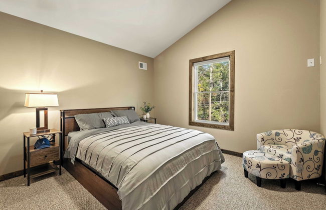 Lakeview Sunset Heaven Waterfront Escape + Private Dock Firepit + Game Room New Construction - Foto 25
