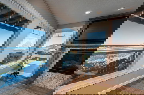 Foto 8 - Blue Starfish by Avantstay Ocean Views Direct Cannon Beach Access