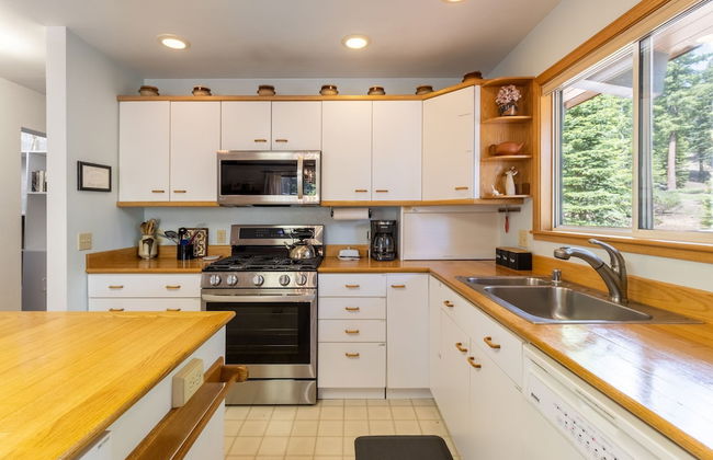 Fawn by Avantstay Secluded Cabin w Large Deck Surrounded by Forest - Foto 13