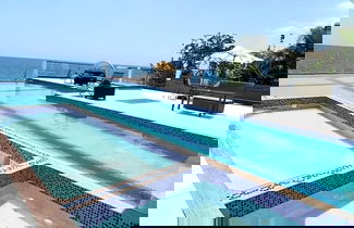 Foto 1 - KRP - Luxury 7 B R Villa Whitehouse Jamaica