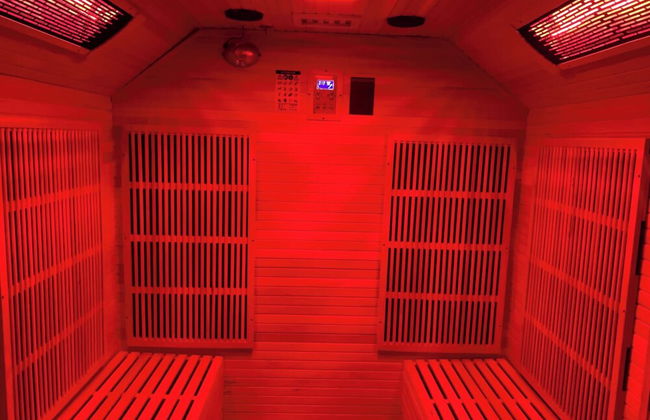 Relaxing Getaway With Hot Tub & Sauna Sleeps 6 - Foto 32