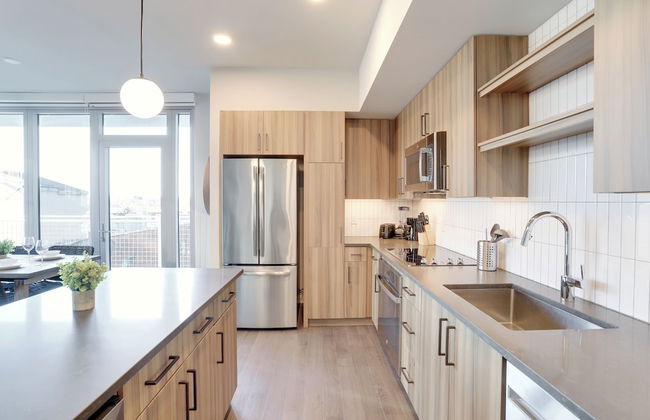 Stylish Apartment Steps from the Metro - Foto 25