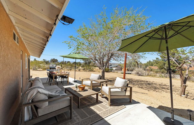 Dune Rise by Avantstay Chic Oasis w/ Patio - Photo 41