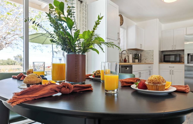 Dune Rise by Avantstay Chic Oasis w/ Patio - Photo 5