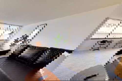 Photo 1 - Modern 2BR Apt in Crystal City near D.C.