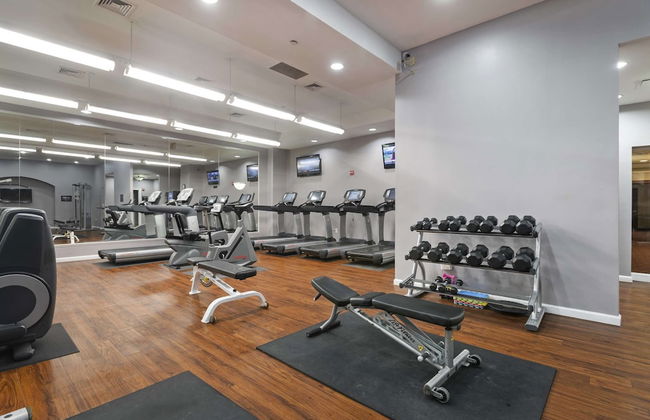 Convenient Apt Near Airport - Foto 44