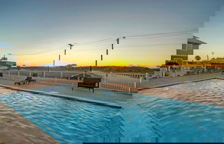 Foto 2 - Villa La Isla Family Condo With Pool, Near Corpus Christi's Best Beaches & Dining