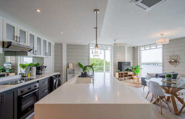 w Fantastic 1BR w Modern Balcony in Panama - Photo 15