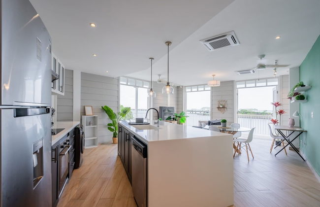 w Fantastic 1BR w Modern Balcony in Panama - Photo 14