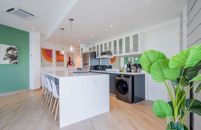 w Fantastic 1BR w Modern Balcony in Panama - Photo 12