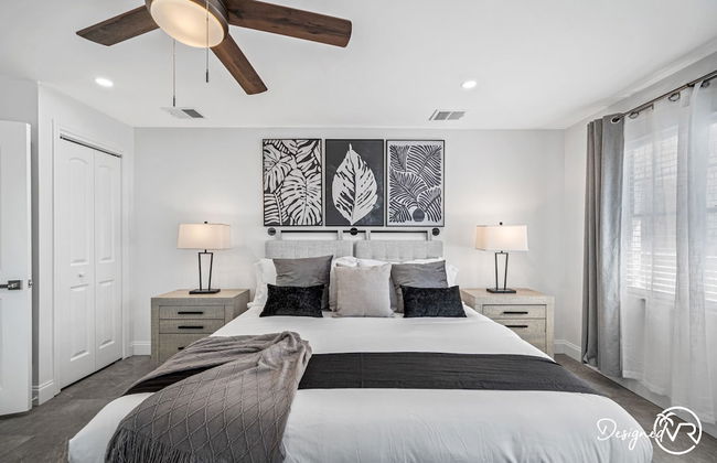 Luxury Retreat: Pool, Games, Basketball & More! - Foto 12