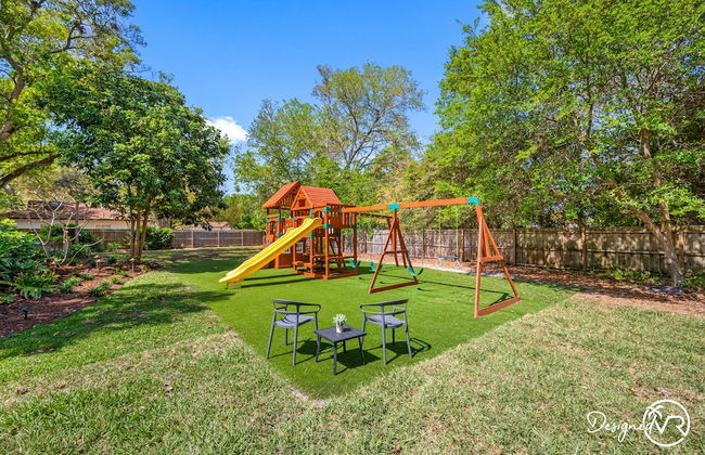 Luxury Retreat: Pool, Games, Basketball & More! - Foto 10
