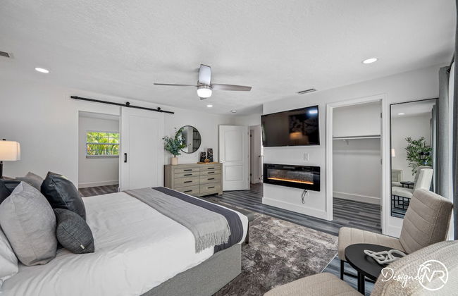 Luxury Retreat: Pool, Games, Basketball & More! - Foto 25