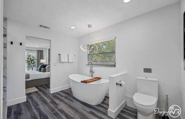 Luxury Retreat: Pool, Games, Basketball & More! - Foto 14