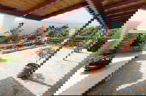 Foto 1 - Aoria Traditional House With Stuning Mountain View
