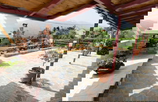 Foto 1 - Aoria Traditional House With Stuning Mountain View