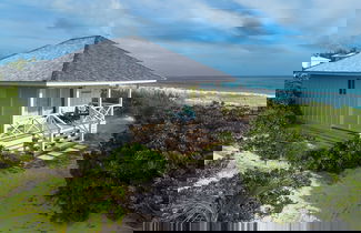 Foto 1 - The Beach Bungalow - One 1 Bedroom Home