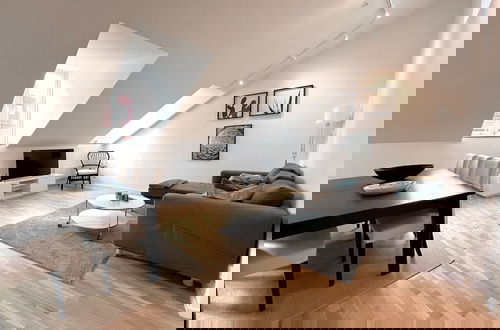 Foto 5 - Elegant Apartment in the Heart of the City