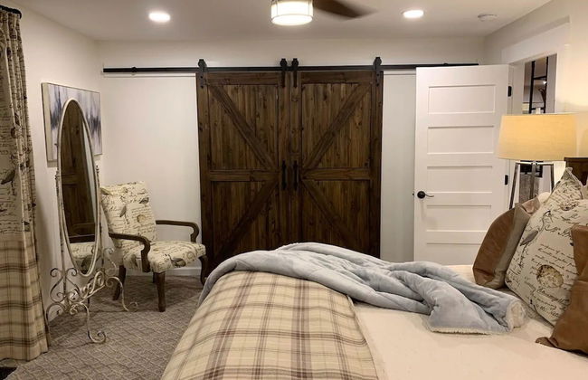 Five-star Historic Boyd Harvey Carriage House 2 Bedroom Home by RedAwning - Foto 4