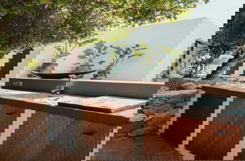 Foto 30 - Luxurious Villa With Bright Terrace