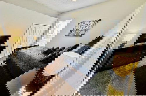 Foto 11 - Lovely 5 Bed Pool Home With Game Room-618nhd 5 Bedroom Home