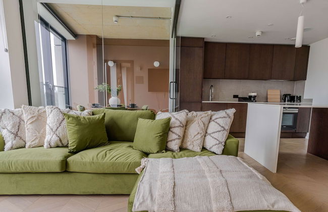 Midori Suite 2BR City Views - Photo 5