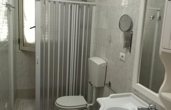 Bright Apartment Near Baia Verde Beaches - Foto 9