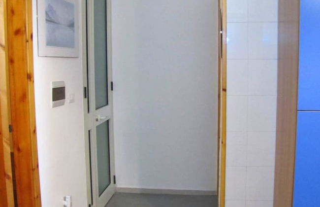 Bright Apartment Near Baia Verde Beaches - Foto 10